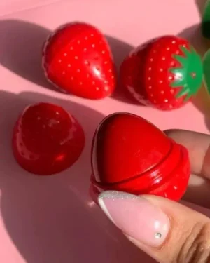 Cool Undertone Strawberry Lip Balm 30g Red