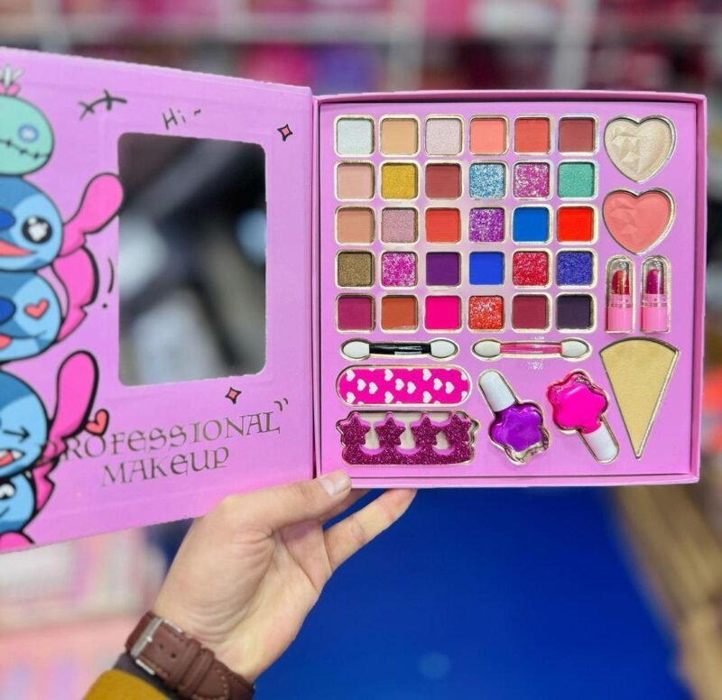 Matte & Glitter Eyeshadow Kit for Bridal Wear Pink