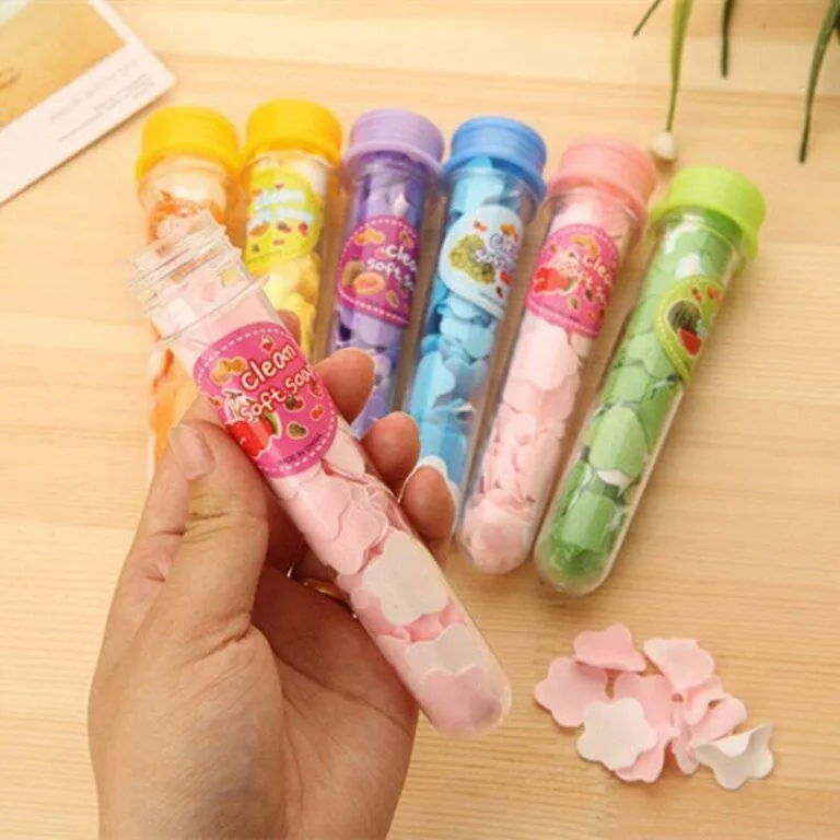 Multicolor ABS Plastic Tissue Soap Travel Pack Multicolor ABS Plastic Tissue Soap Travel Pack