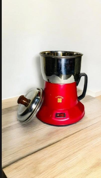 Red Stainless Steel Spices Grinder Jug Red Stainless Steel Spices Grinder Jug