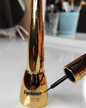 Waterproof Liquid Eyeliner for Long Lasting Smooth Finish