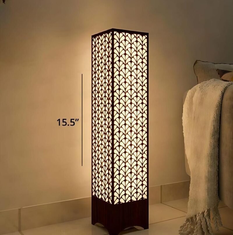 Wooden Floor Lamp with Leaf Pattern 15.5"